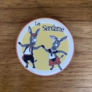 Magnet illustré représentant deux ânes catalans dansant la sardane traditionnelle catalane