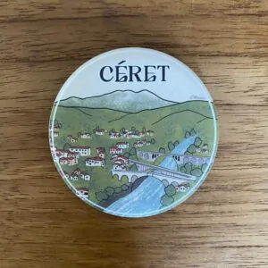 Magnet illustré Céret vue panoramique du Vallespir réalisé par Caroline Duboc